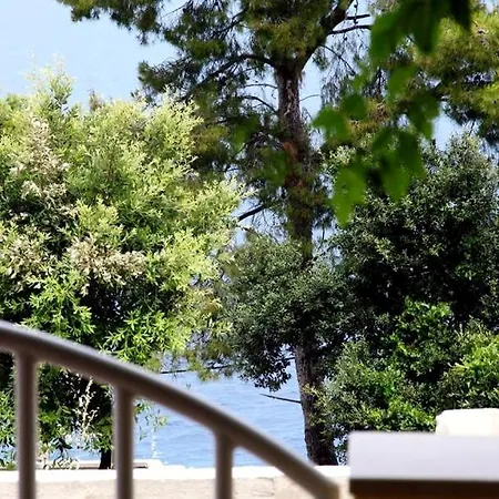 Apartment With Sea View Prigradica
